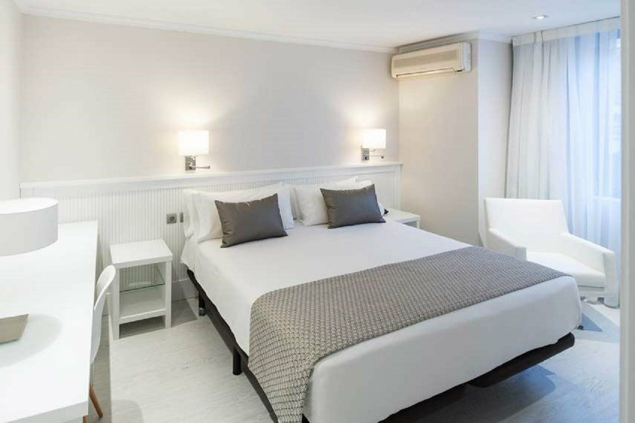 Catalonia Roma 3* Barcellona